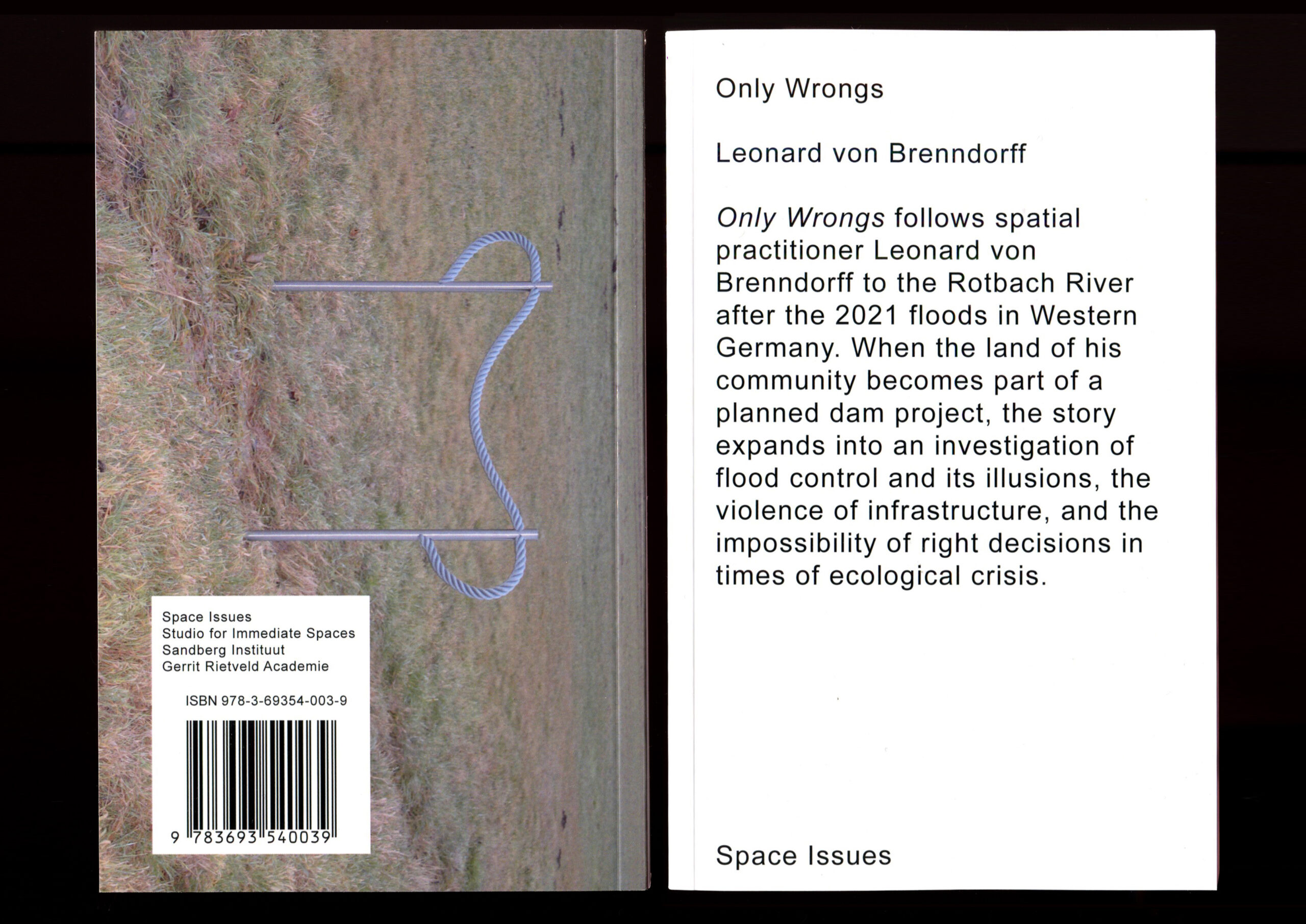 Space-Issue-Only-wrongs01